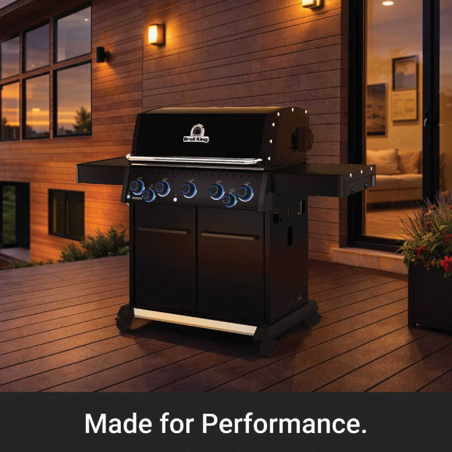 Broil King Baron 590 PRO Shadow LP Grill Image 6