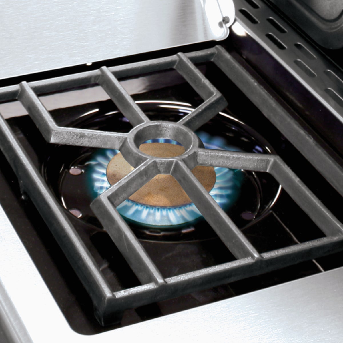 Broil King Regal S590 5-Burner Stainless Steel 55,000 BTU Natural Gas Grill with 10,000 BTU Side-Burner Image 6