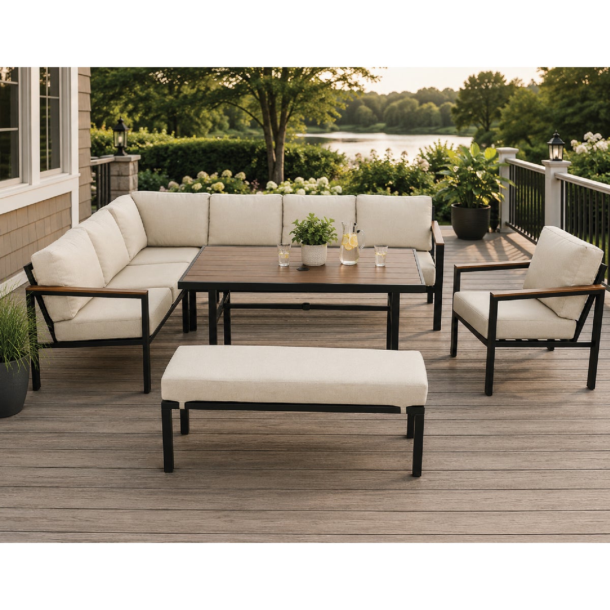 Stylebuilt 7-Piece Outdoor Sectional Set Image 2