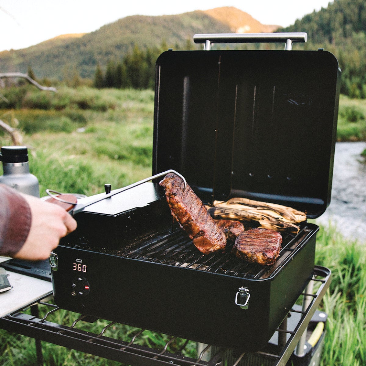 Traeger Ranger Portable Wood Pellet Grill, Black Image 2