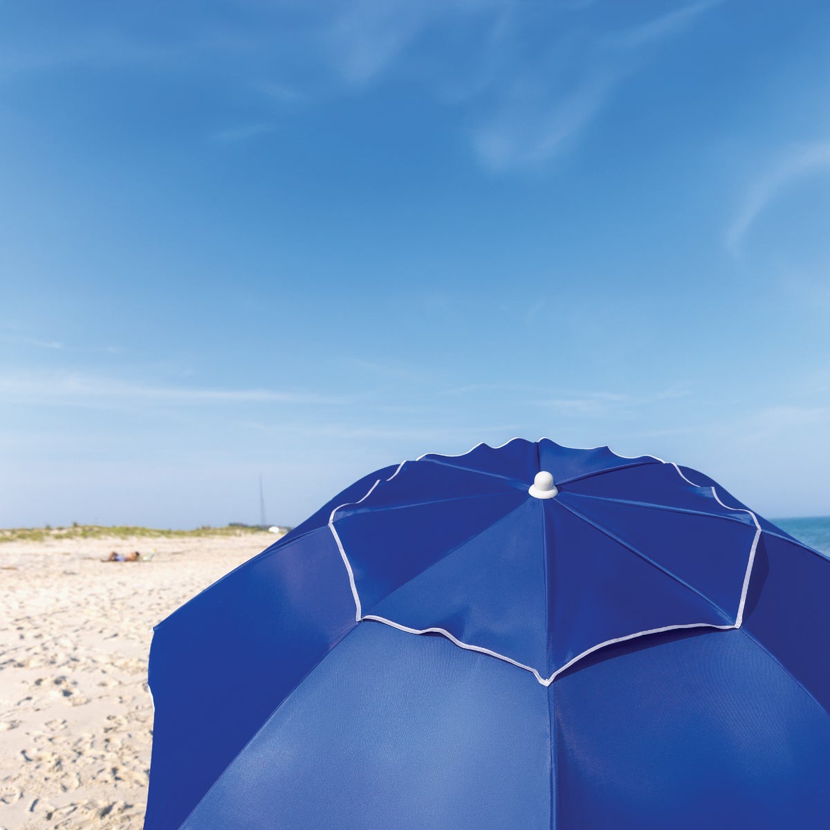 Salt Life 7 Ft. Beach Umbrella with UPF 50+ Protection Image 2